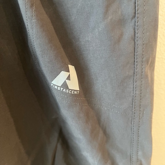 Eddie Bauer First Ascent Gray Capris Pants - Picture 5 of 5